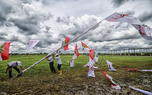 BENDERA PRU KE_15