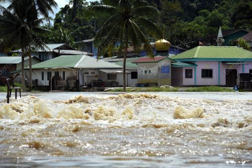 SK08_09022016_BANJIR