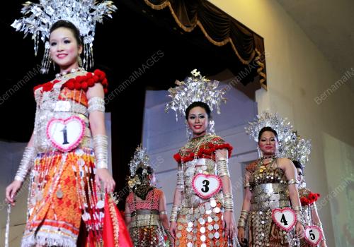 SK08_12052013_KUMANG_GAWAI