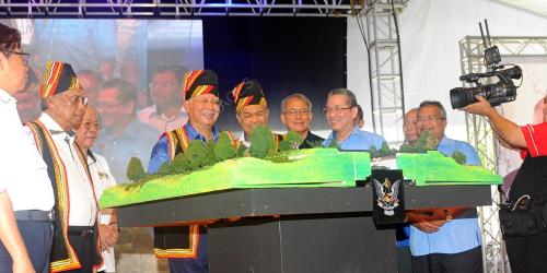 SK08_13032016_PM_BORNEO