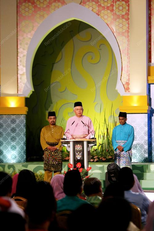 MOHD NAJIB TUN ABDUL RAZAK
