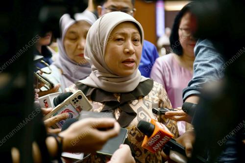 DATUK SERI NANCY SHUKRI