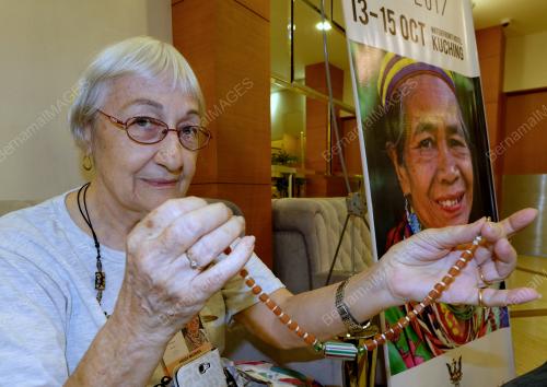 SK08_14102017_BORNEO_BEADS_2_BN201710138396