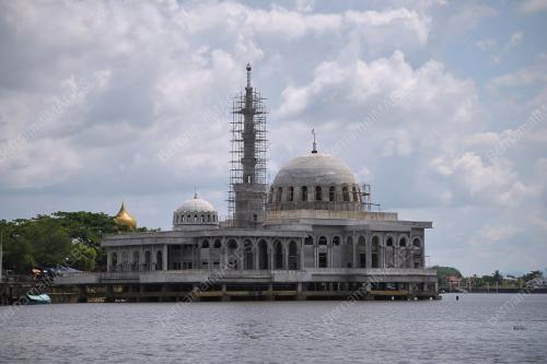SK08_17042018_MASJID