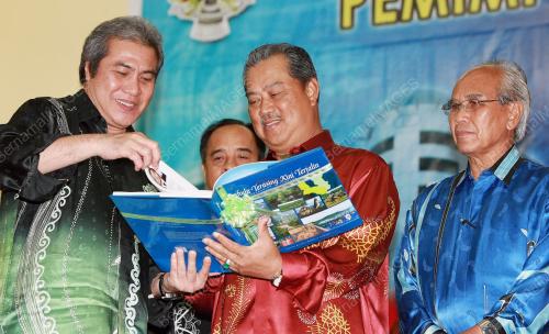 MUHYIDDIN MOHD YASSIN