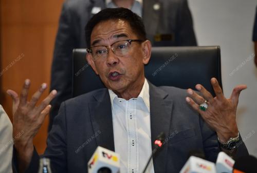 DATUK SERI ABDUL KARIM RAHMAN HAMZAH