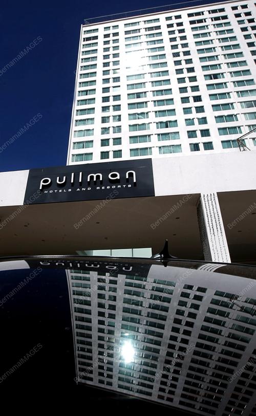 HOTEL PULLMAN
