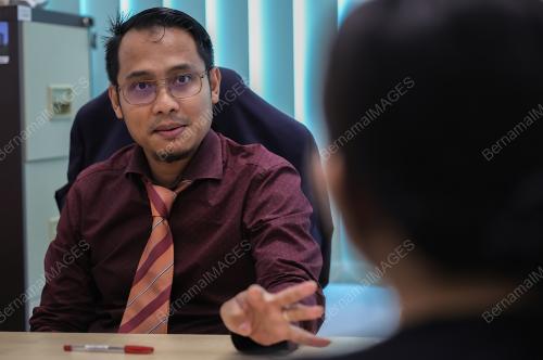 DR MOHAMAD HARDYMAN BARAWI