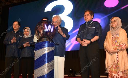 SK08_28092019_WANITA