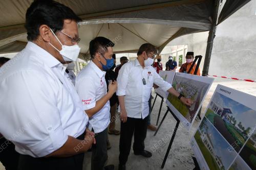 TAN SRI ABANG JOHARI TUN OPENG
