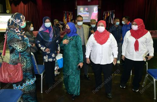 DATUK SERI NANCY SHUKRI