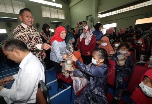 DATUK SERI NANCY SHUKRI