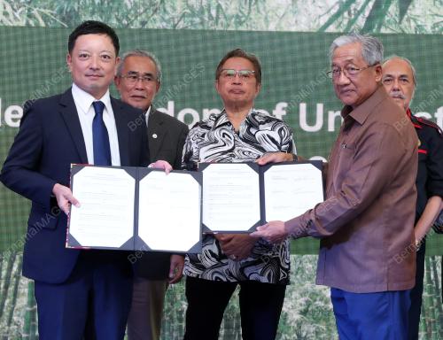 TAN SRI ABANG JOHARI TUN OPENG