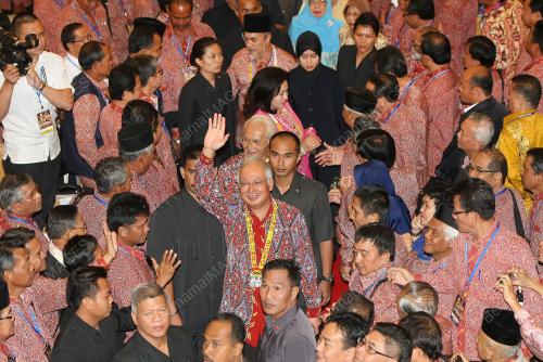 MOHD NAJIB TUN ABDUL RAZAK