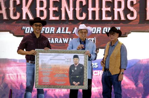 TAN SRI ABANG JOHARI TUN OPENG