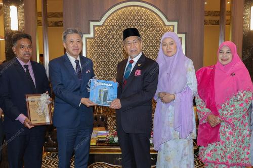 TUN DR WAN JUNAIDI TUANKU JAAFAR