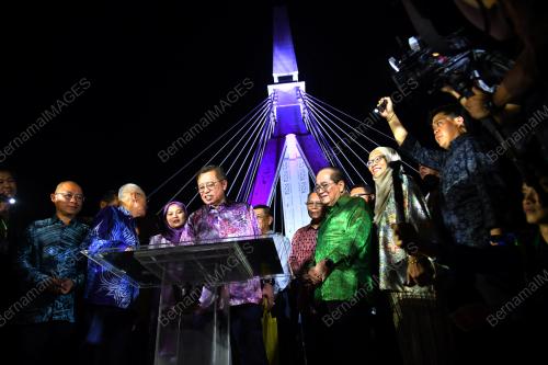 TAN SRI ABANG JOHARI TUN OPENG