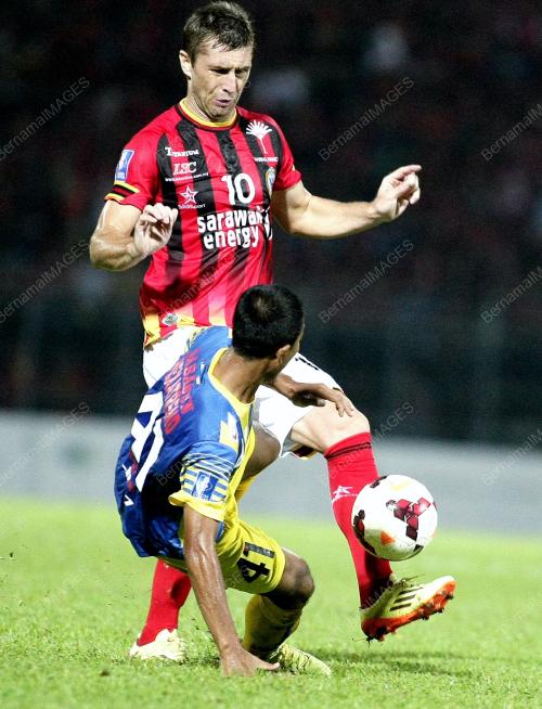 SK09_10062014_LIGA_SUPER