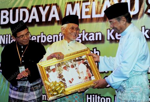 SK09_10092013_BUDAYA