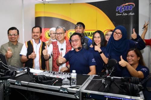 FAHMI FADZIL