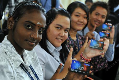 SK09_10122012_KAD_SISWA