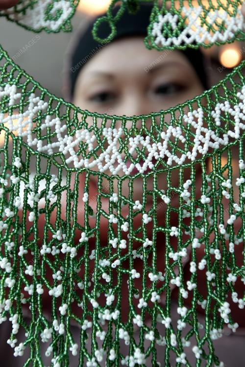 SK09_11102013_BEADS