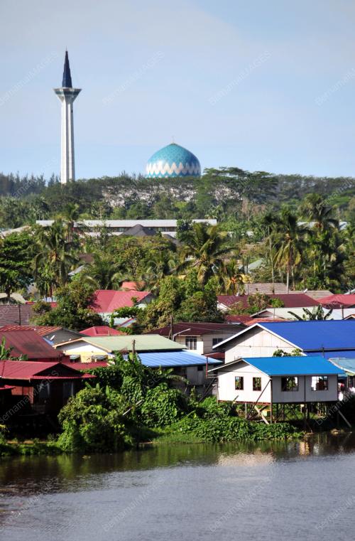 SK09_13062012_SUNGAI