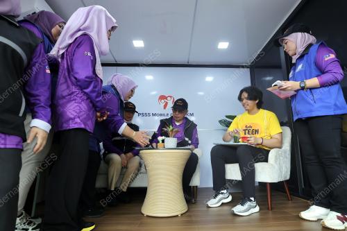 TAN SRI ABANG JOHARI TUN OPENG