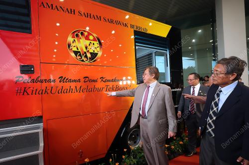 TAN SRI ABANG JOHARI TUN OPENG