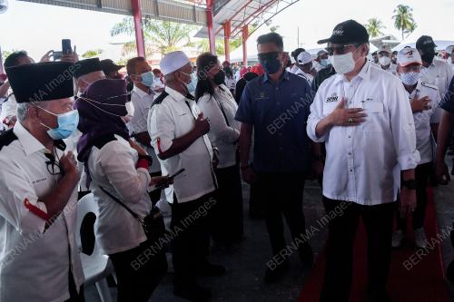 TAN SRI ABANG JOHARI TUN OPENG
