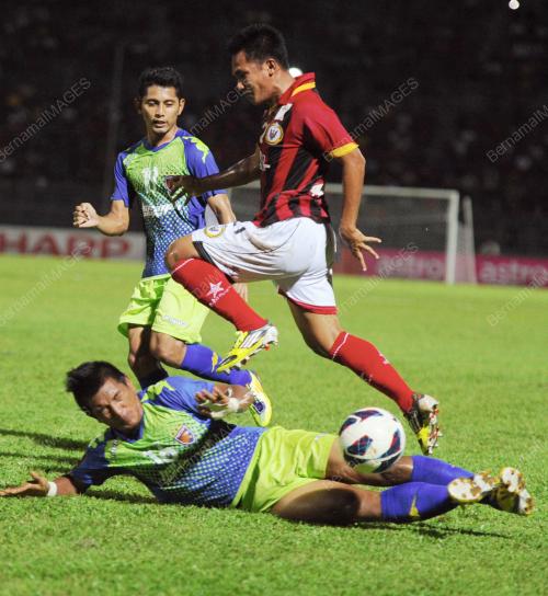 SK09_22022013_LIGA_PREMIER
