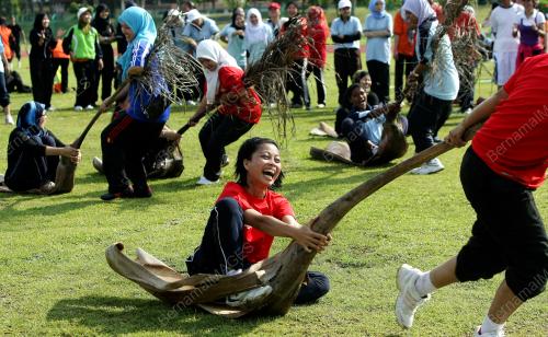 AKTIVITI RIADAH AGENSI PERSEKUTUAN SARAWAK