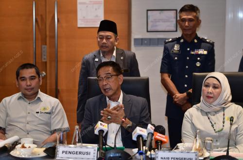 DATUK SERI ABDUL KARIM RAHMAN HAMZAH