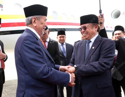 TUN DR WAN JUNAIDI TUANKU JAAFAR