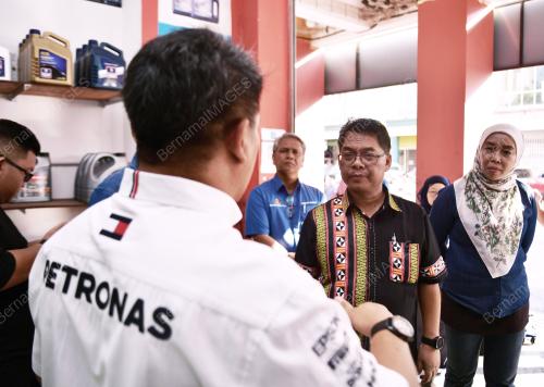 DATUK MUSTAPHA SAKMUD