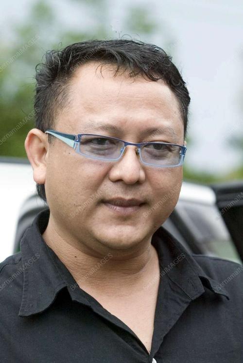 JOHNNY CHUAT