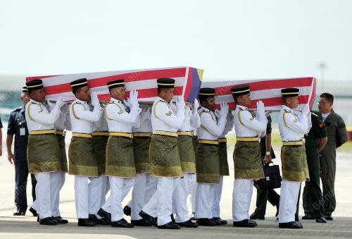 SK09_29082014_JENAZAH_MH17