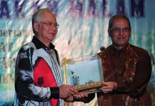 SK09_30032015_MAKAN_MALAM