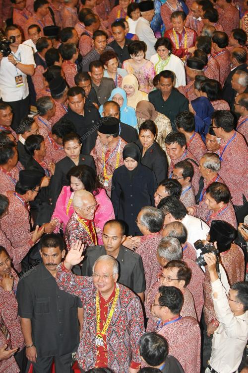 MOHD NAJIB TUN ABDUL RAZAK