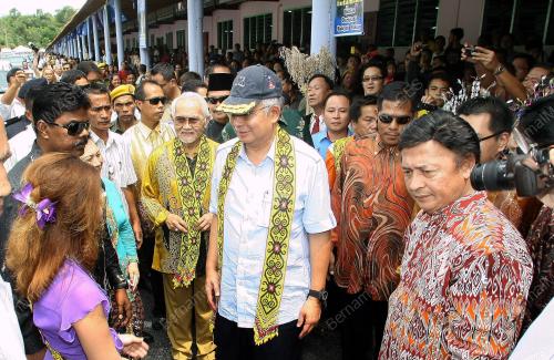 SK10_03062012_PAKAN