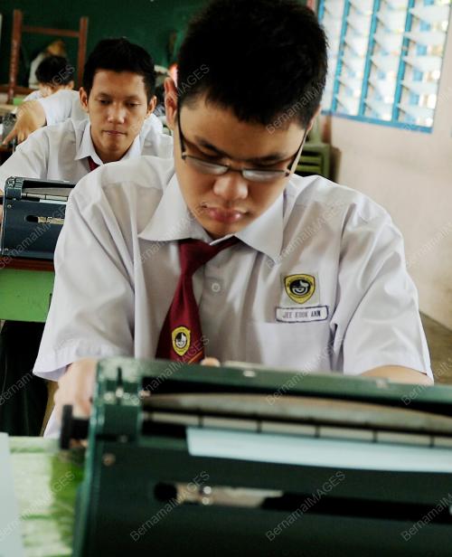 SK10_05112012_CALON_SPM