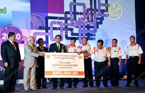 SK10_05122012_ANUGERAH_AWAM