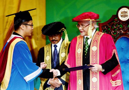 SK10_08102016_ABDUL_TAIB_UNIVERSITI