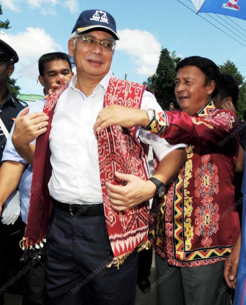 SK10_09062013_GAWAI_DAYAK