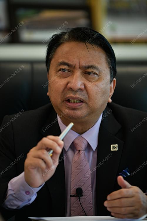 DATUK HAMDEN MOHAMMAD