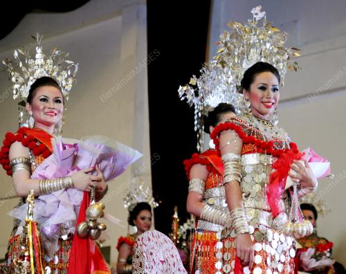 SK10_12052013_KUMANG_GAWAI
