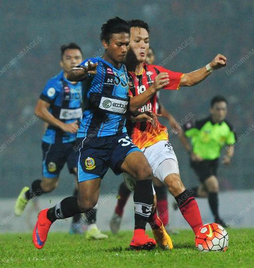 SK10_12092015_SARAWAK_ATM