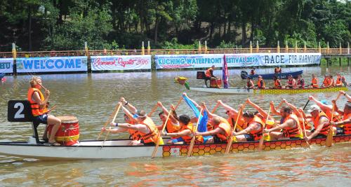 SK10_12112016_PERAHU_NAGA