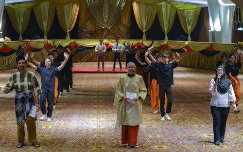 MUZIKAL SEGULAI SEJALAI