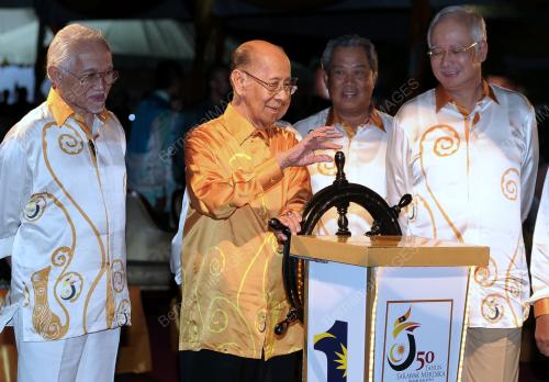 SK10_15092013_AGONG